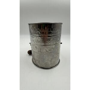 Vintage Bromwell's 3 Cup Measuring Hand Crank Flour Sifter
